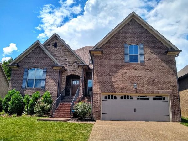 119 Stark Knob Rd, Hendersonville, TN 37075
