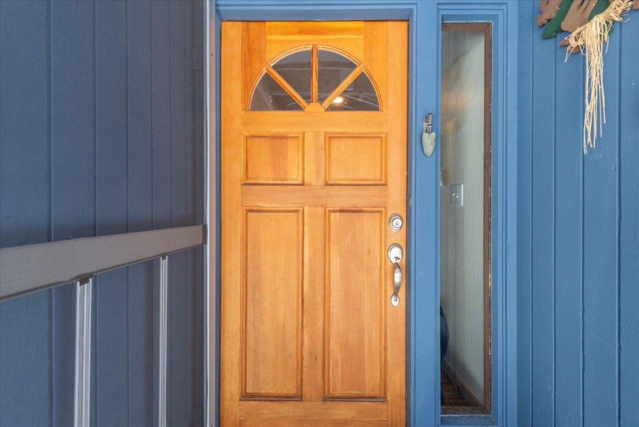 555 Virginia Drive, Tahoe City, CA 96145 Photo