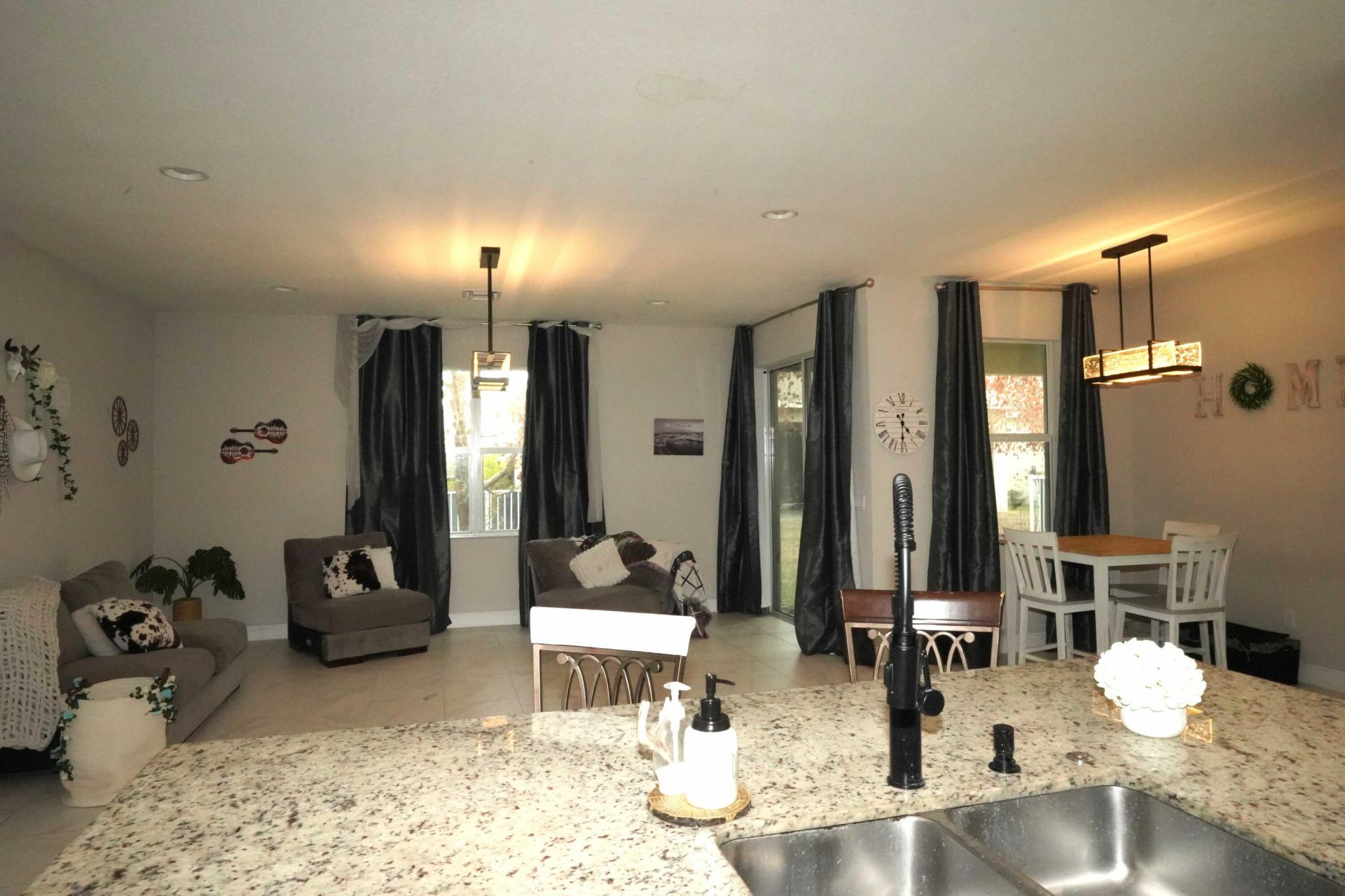 1271 NW Leonardo Circle, Port Saint Lucie, FL 34986 Photo