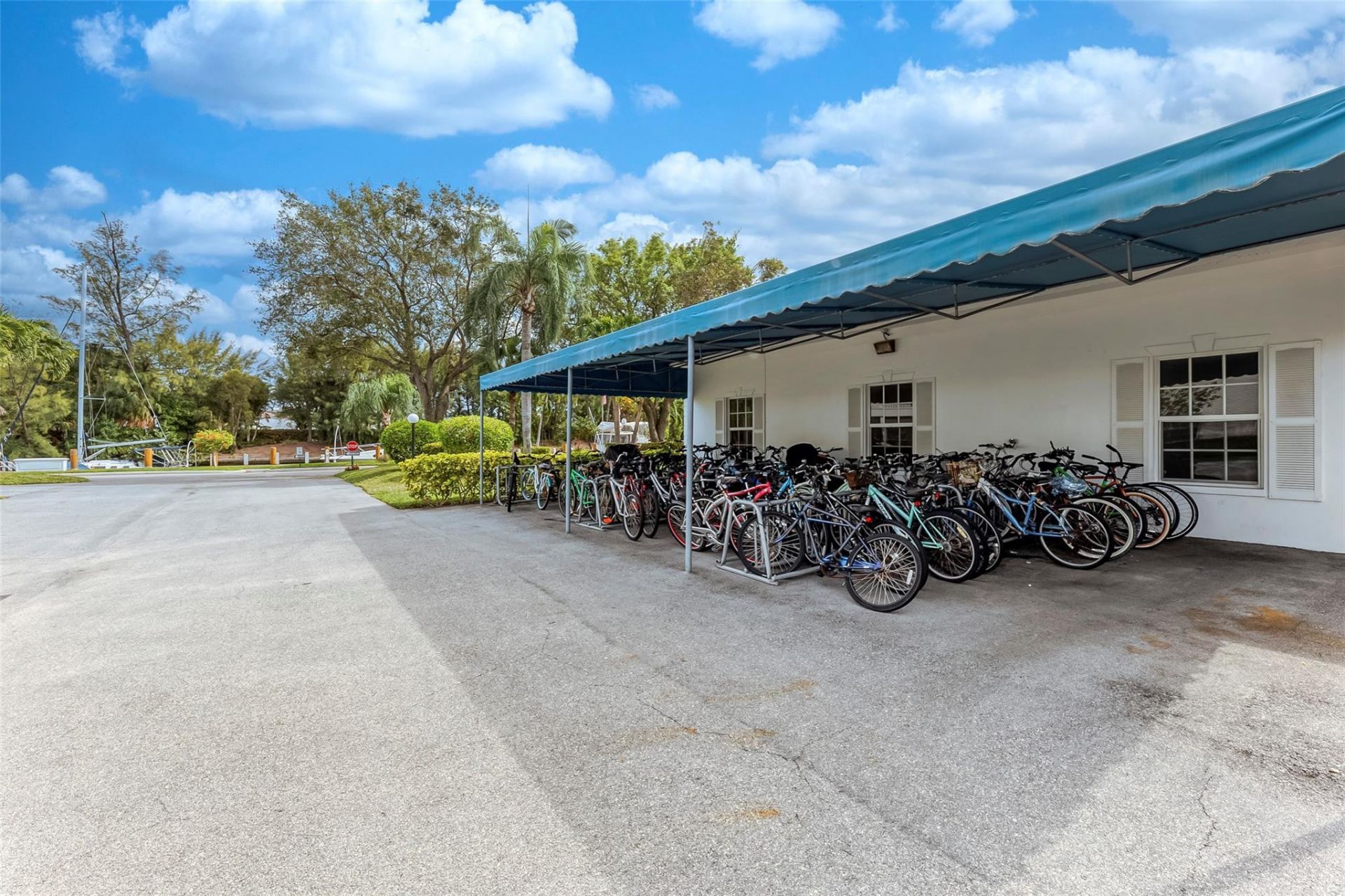 6253 Bay Club Drive, Unit 1, Fort Lauderdale, FL 33308 Photo