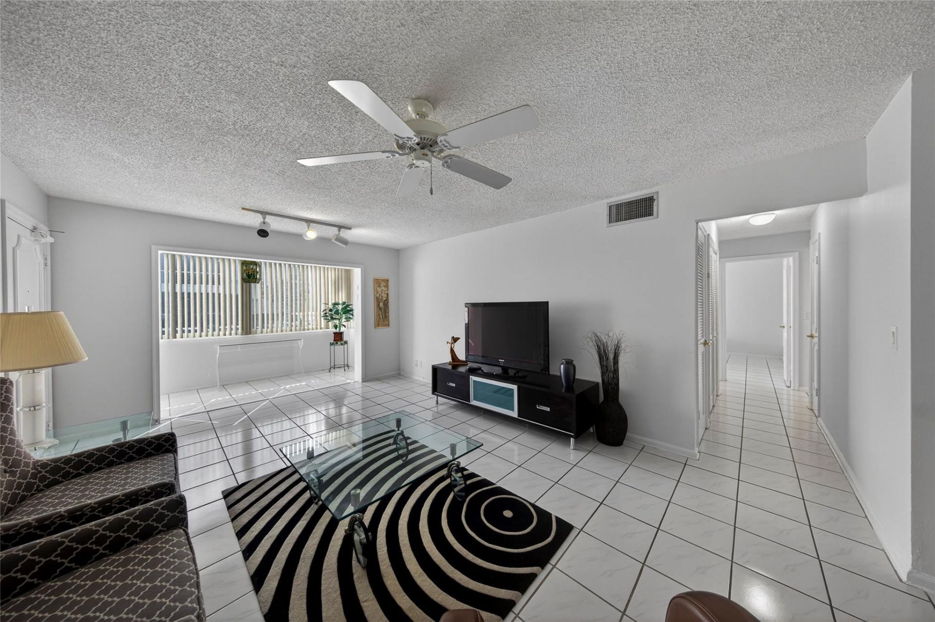 6253 Bay Club Drive, Unit 1, Fort Lauderdale, FL 33308 Photo