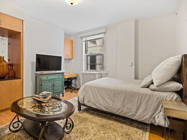 21 Beacon St, Unit 3D, Boston, MA 02108