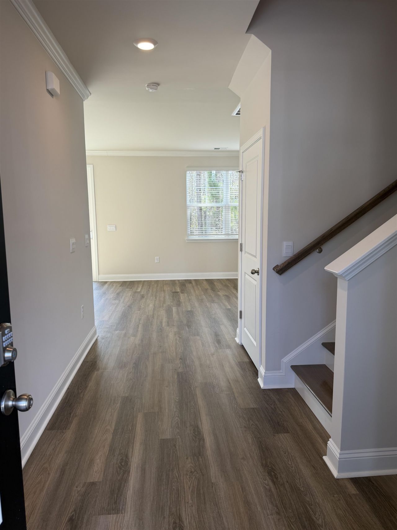 7168 Shooting Star Way  Photo 6