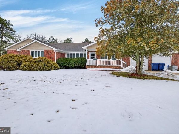 764 LAKEHURST ROAD , BROWNS MILLS, NJ 08015