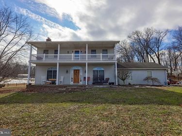 180 SPRINGVALE ROAD, RED LION, PA 17356