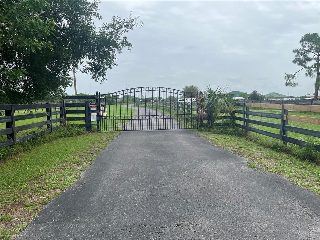 10551 Deal Rd , North Fort Myers, FL 33917 Photo