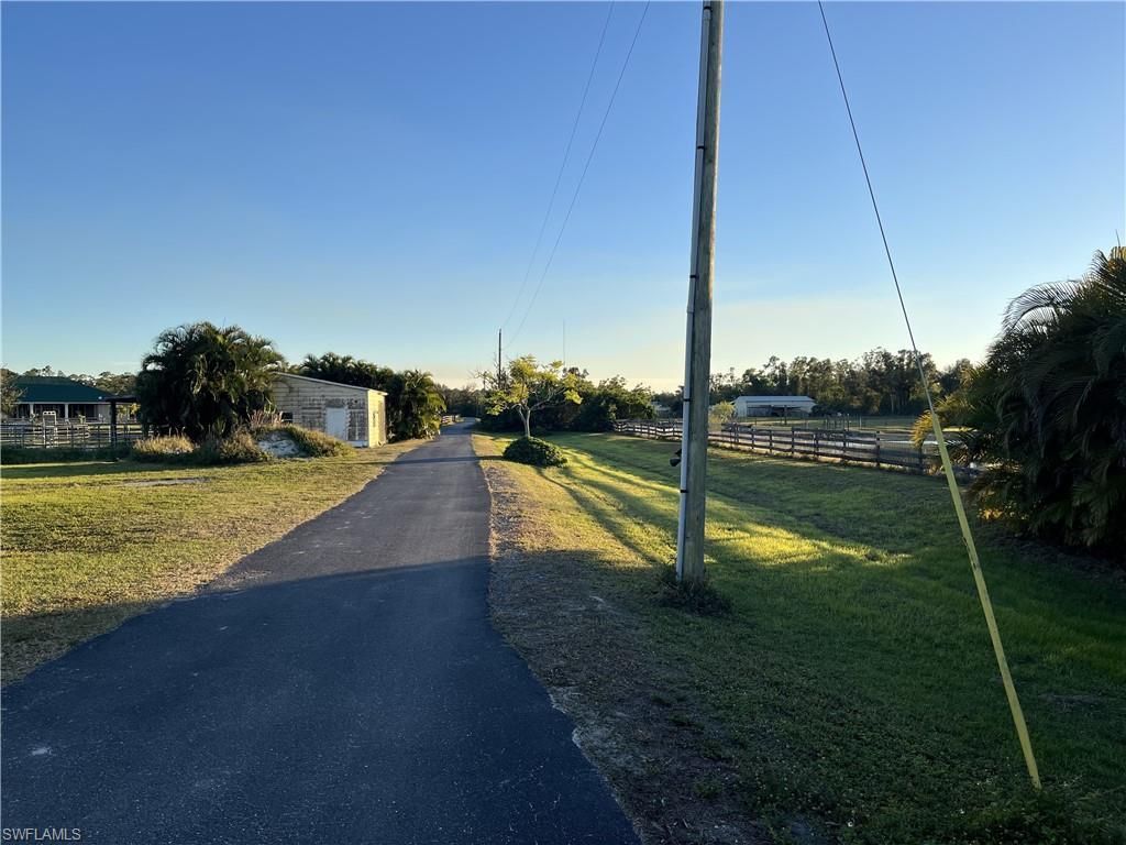 10551 Deal Rd , North Fort Myers, FL 33917 Photo