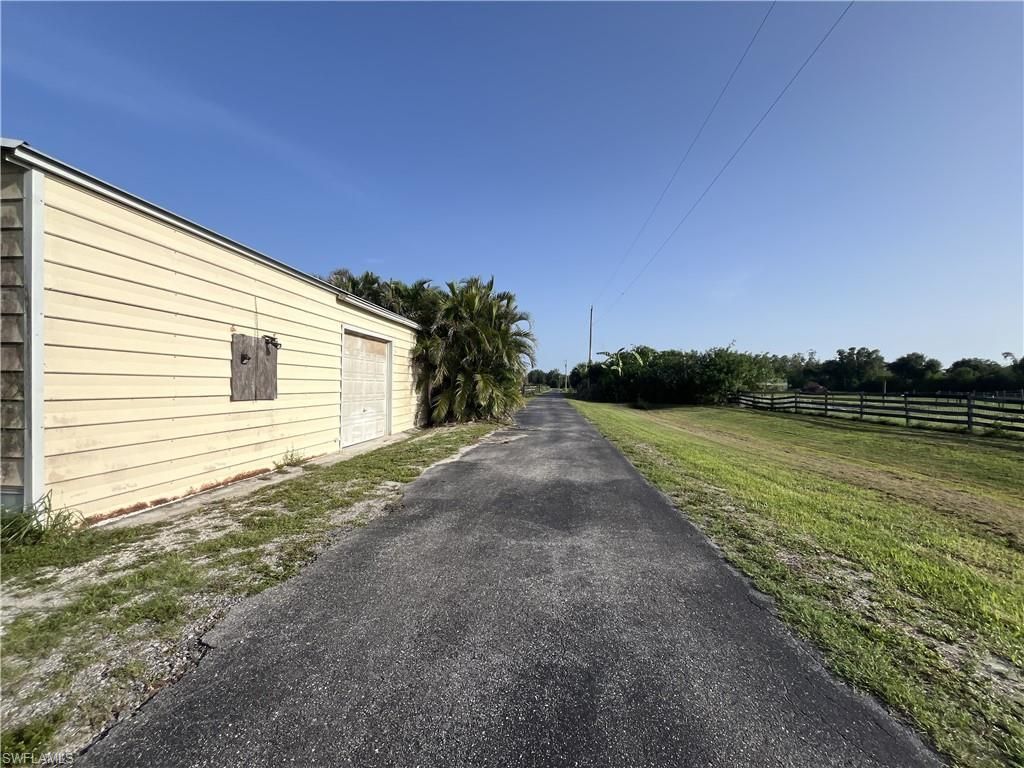 10551 Deal Rd , North Fort Myers, FL 33917 Photo