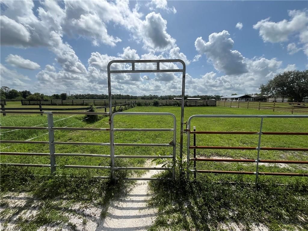 10551 Deal Rd , North Fort Myers, FL 33917 Photo