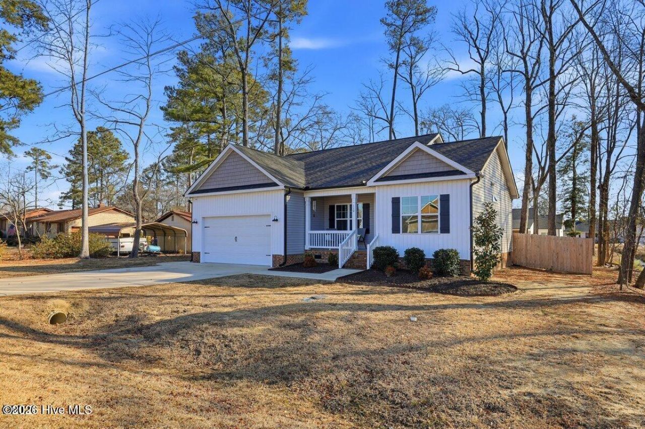 110 Oak Street, Pine Level, NC 27568 Main Photo