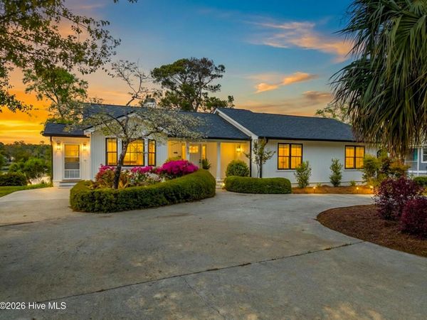 218 Olde Point Loop, Hampstead, NC 28443