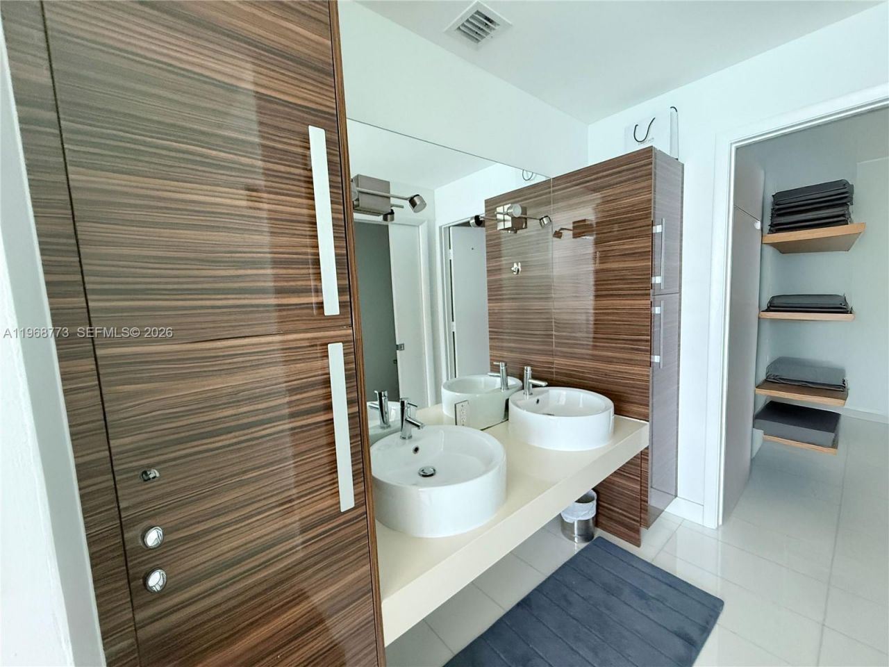 2020 N Bayshore Dr, Unit 3102, Miami, FL 33137 Photo