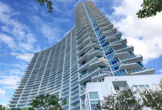 2020 N Bayshore Dr, Unit 3102, Miami, FL 33137 Photo