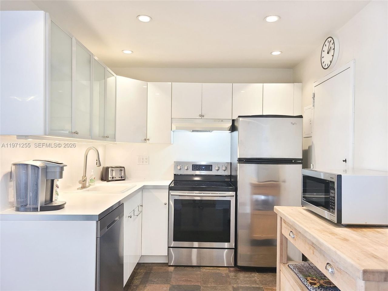 401 Golden Isles Dr , Unit 1101, Hallandale Beach, FL 33009 Photo