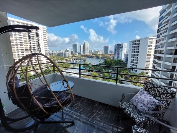 600 SE Three Islands Blvd, Unit 1018, Hallandale Beach, FL 33009