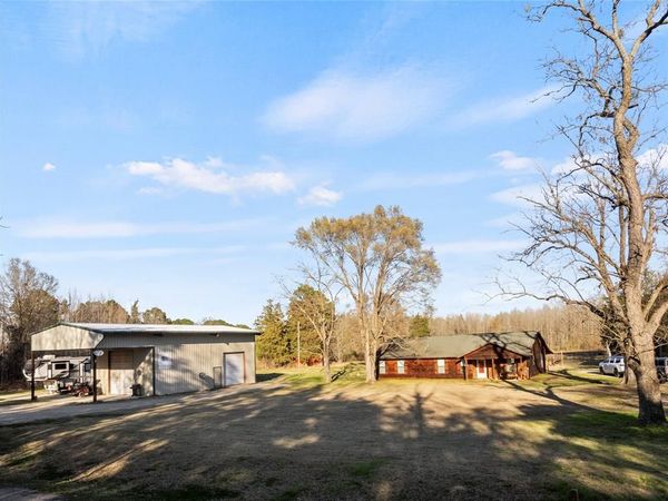 290 County Road 2220 , Pittsburg, TX 75686