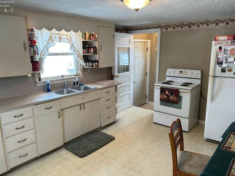 14428 E TR 88, Attica, OH 44807 Photo 7