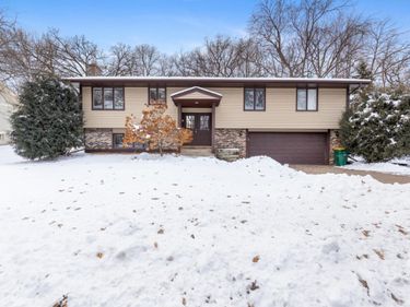 303 Heather Lane, Long Lake, MN 55356