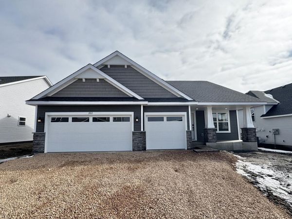 1922 Ironwood Drive, Carver, MN 55315