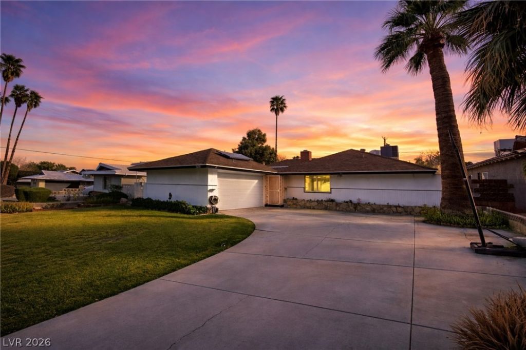 1524 Bonita Avenue, Las Vegas, NV 89104 Main Photo