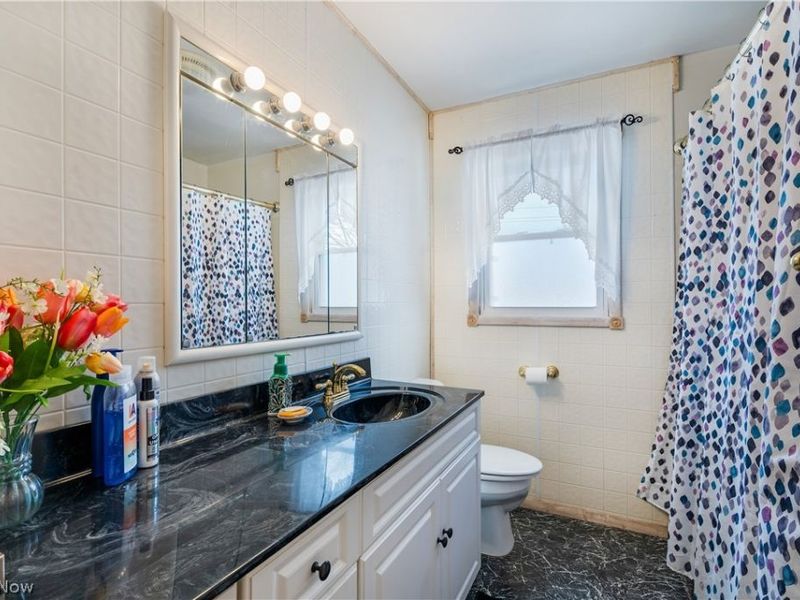 1928 Palo Verde Drive, Youngstown, OH 44514 Photo 8