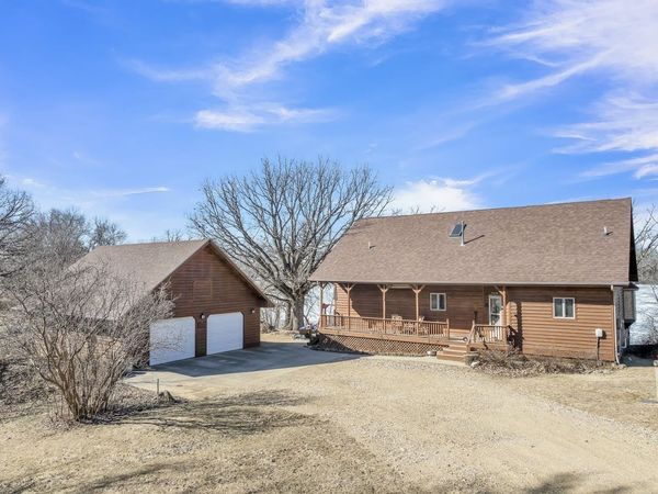 2295 455th Avenue, Wallingford, IA 51365