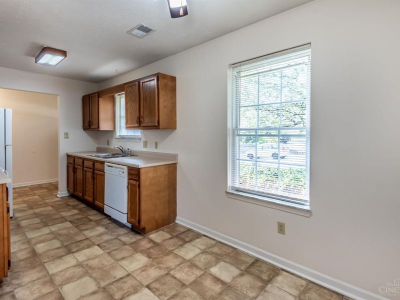 470 Georgetown Drive, Lebanon, OH 45036 Photo 9