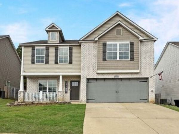 2745 Lily Circle, Northport, AL 35473