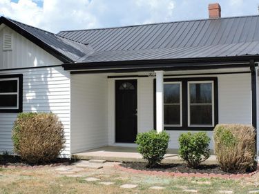 7624 W Tunnel Hill Road, Sharpsburg, KY 40374