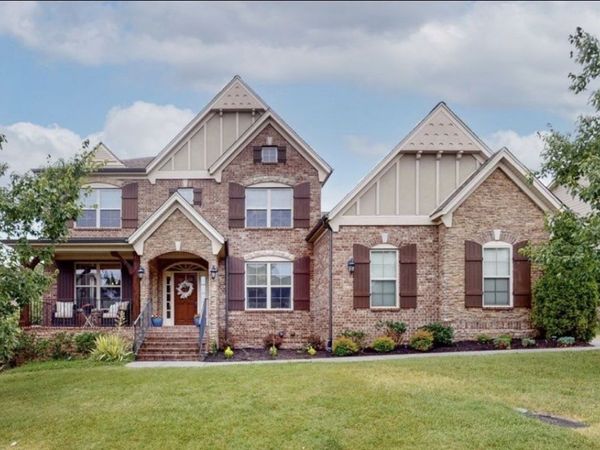 6729 Falls Ridge Ln, College Grove, TN 37046