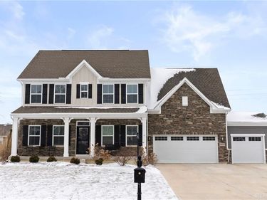 1013 Fairwater Springs Drive, Dayton, OH 45458