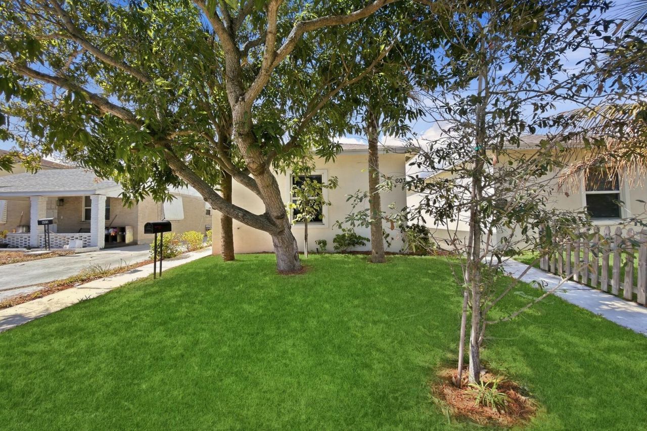 607 N F Street, Lake Worth, FL 33460 Photo