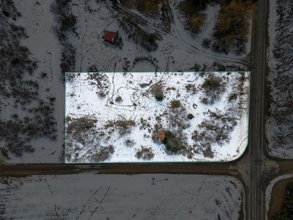 5998 N Bailey Road, Coral, MI 49322