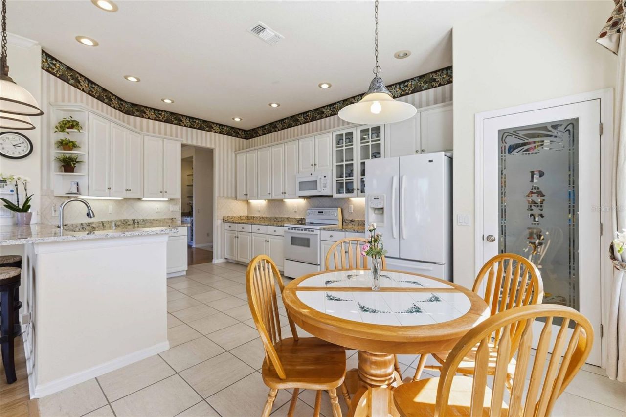 136 41st Circle E, Bradenton, FL 34208 Photo