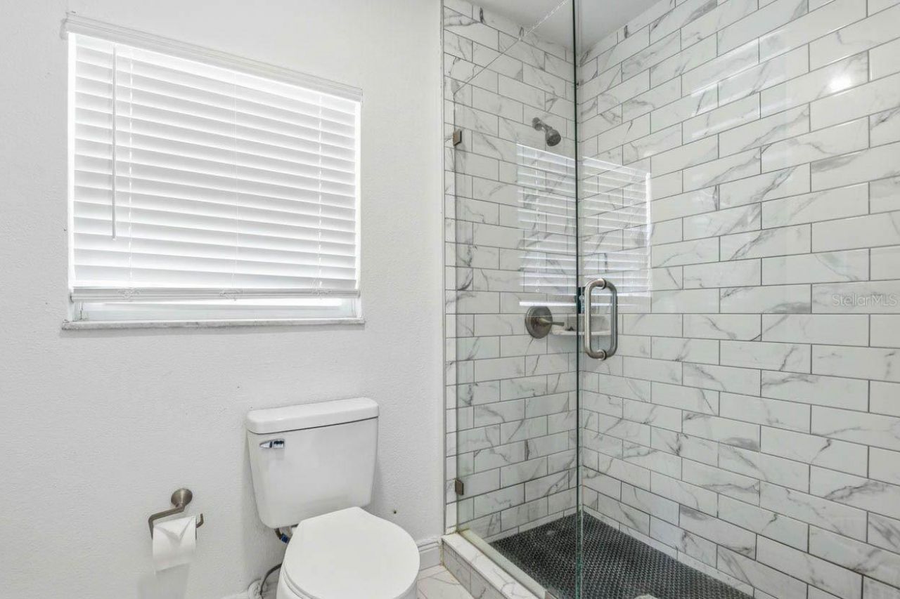 2521 W Crest Avenue , Tampa, FL 33614 Photo