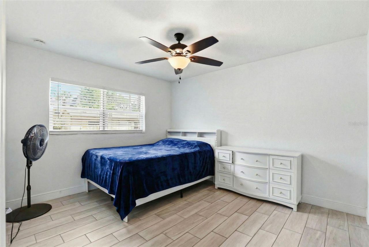 2521 W Crest Avenue , Tampa, FL 33614 Photo