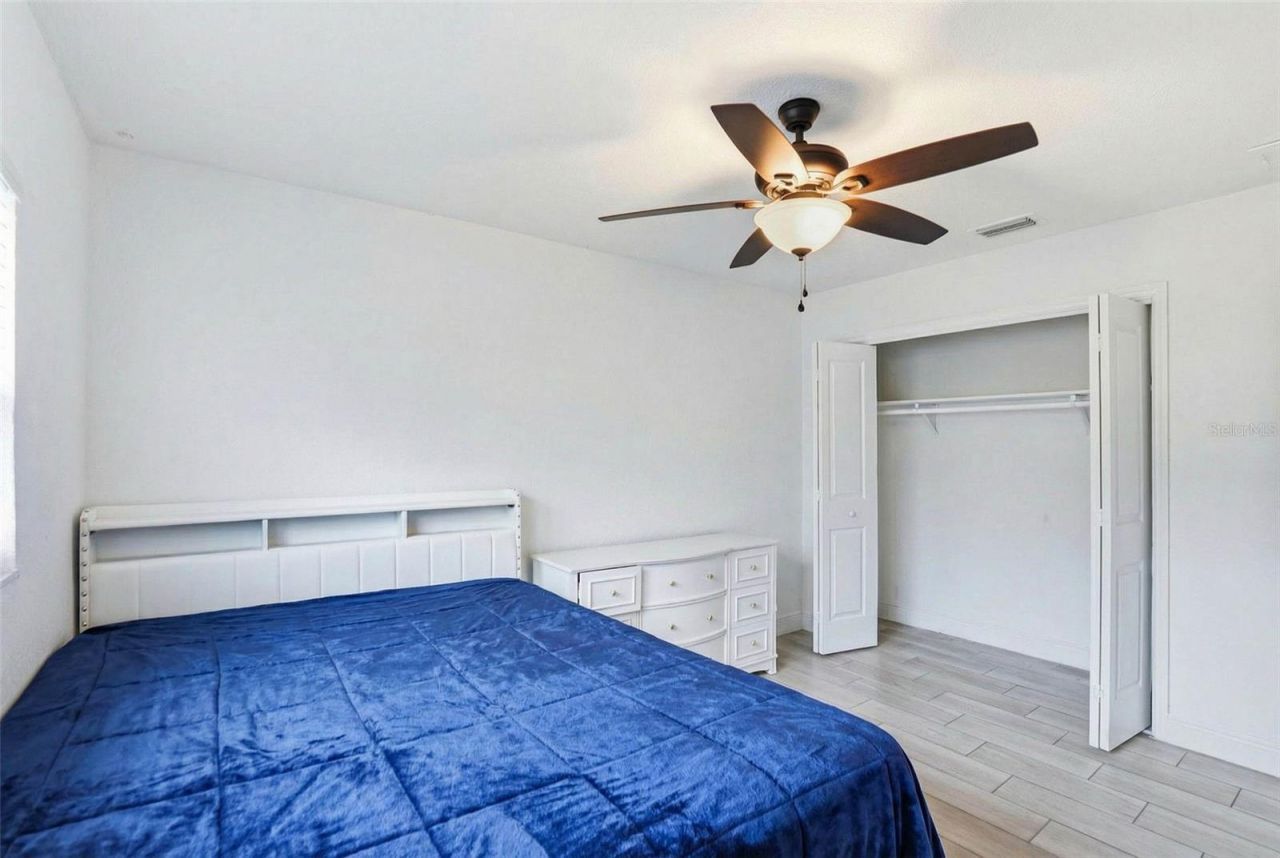 2521 W Crest Avenue , Tampa, FL 33614 Photo