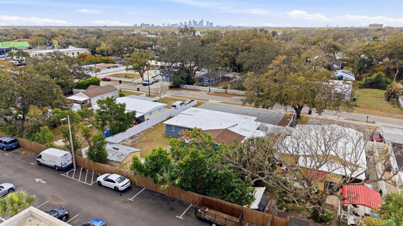 2521 W Crest Avenue , Tampa, FL 33614 Photo