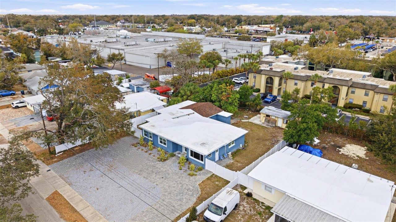 2521 W Crest Avenue , Tampa, FL 33614 Photo