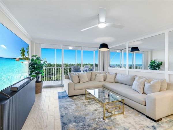 5 Bluebill AVE, Unit 506, NAPLES, FL 34108