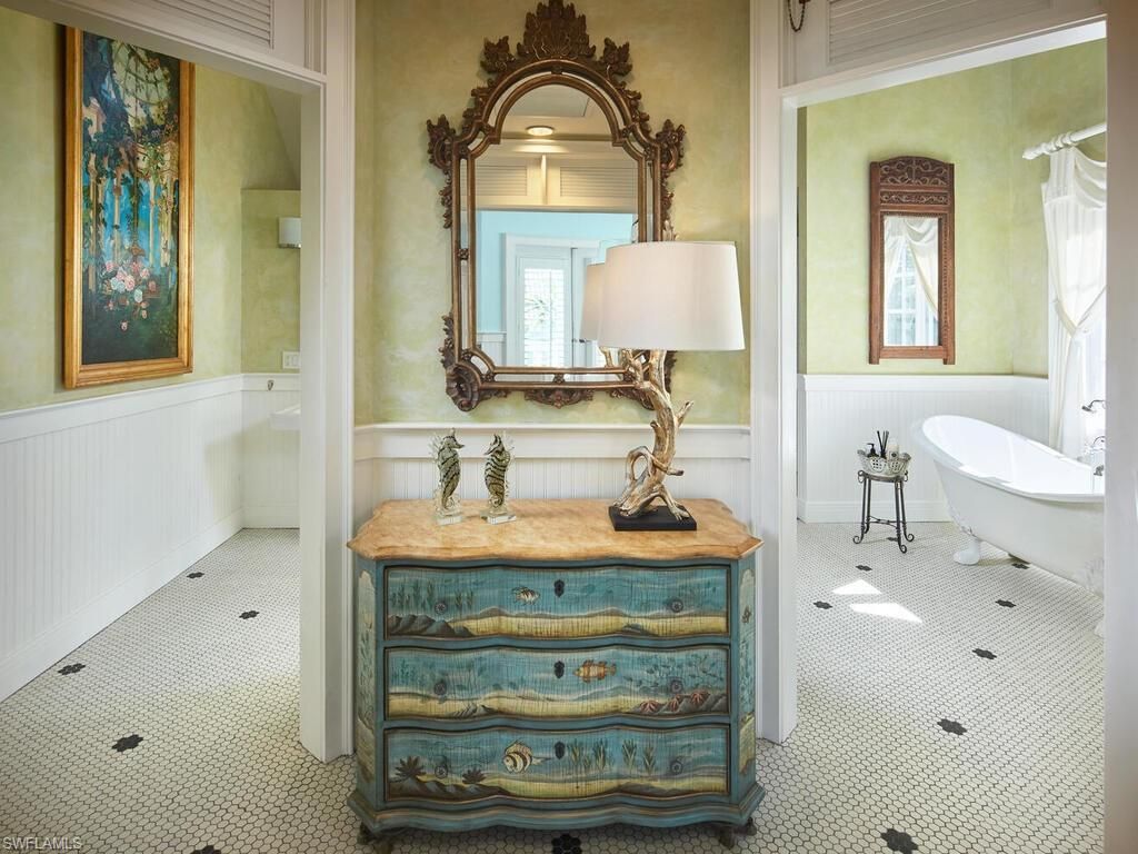 2750 Treasure Ln, Naples, FL 34102 Photo
