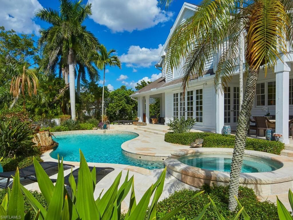 2750 Treasure Ln, Naples, FL 34102 Photo