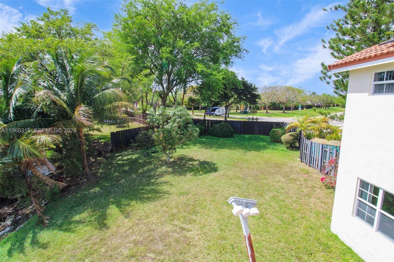 15490 SW 47th St , Miami, FL 33185 Photo