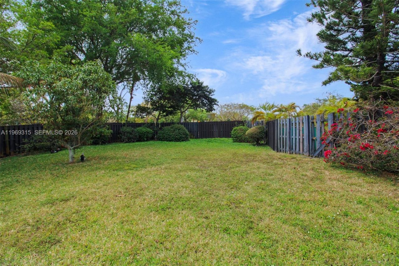 15490 SW 47th St , Miami, FL 33185 Photo