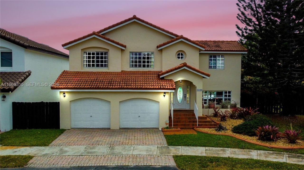 15490 SW 47th St , Miami, FL 33185 Photo