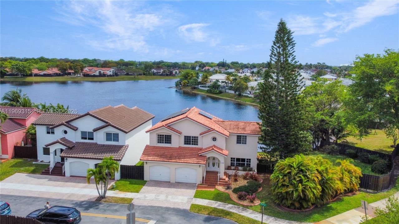 15490 SW 47th St , Miami, FL 33185 Photo