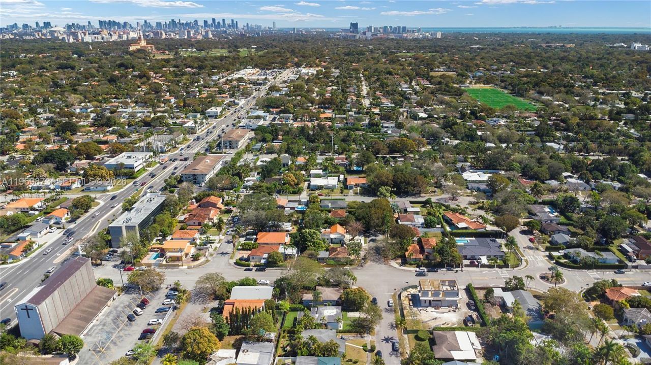 6315 SW 42nd St , South Miami, FL 33155 Photo