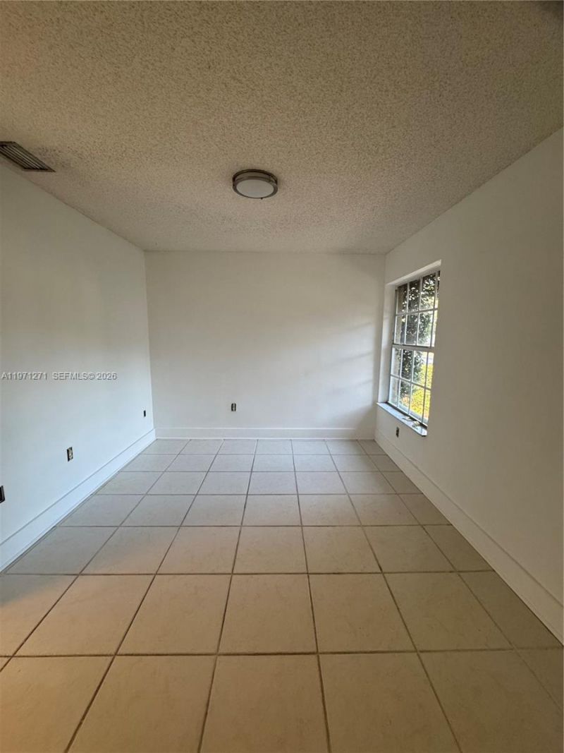 9917 SW 221st Ter , Cutler Bay, FL 33190 Photo