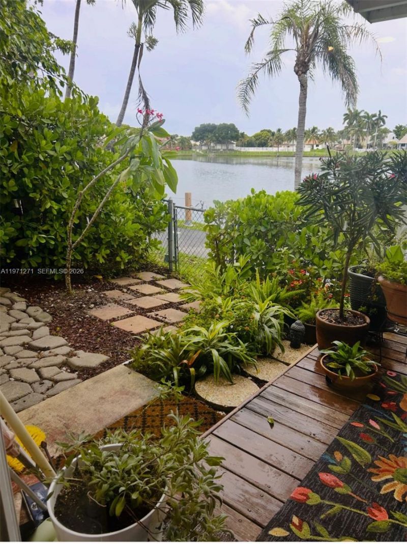 9917 SW 221st Ter , Cutler Bay, FL 33190 Photo