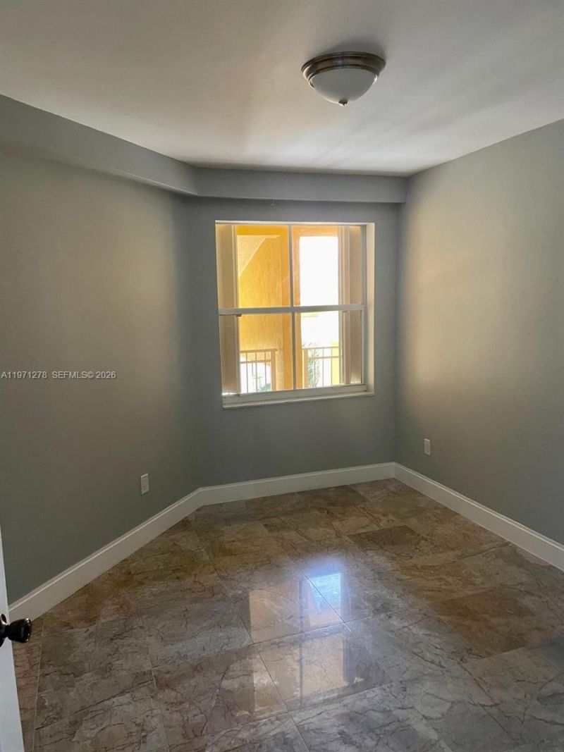 165 NW 96th Ter, Unit 3-308, Pembroke Pines, FL 33024 Photo